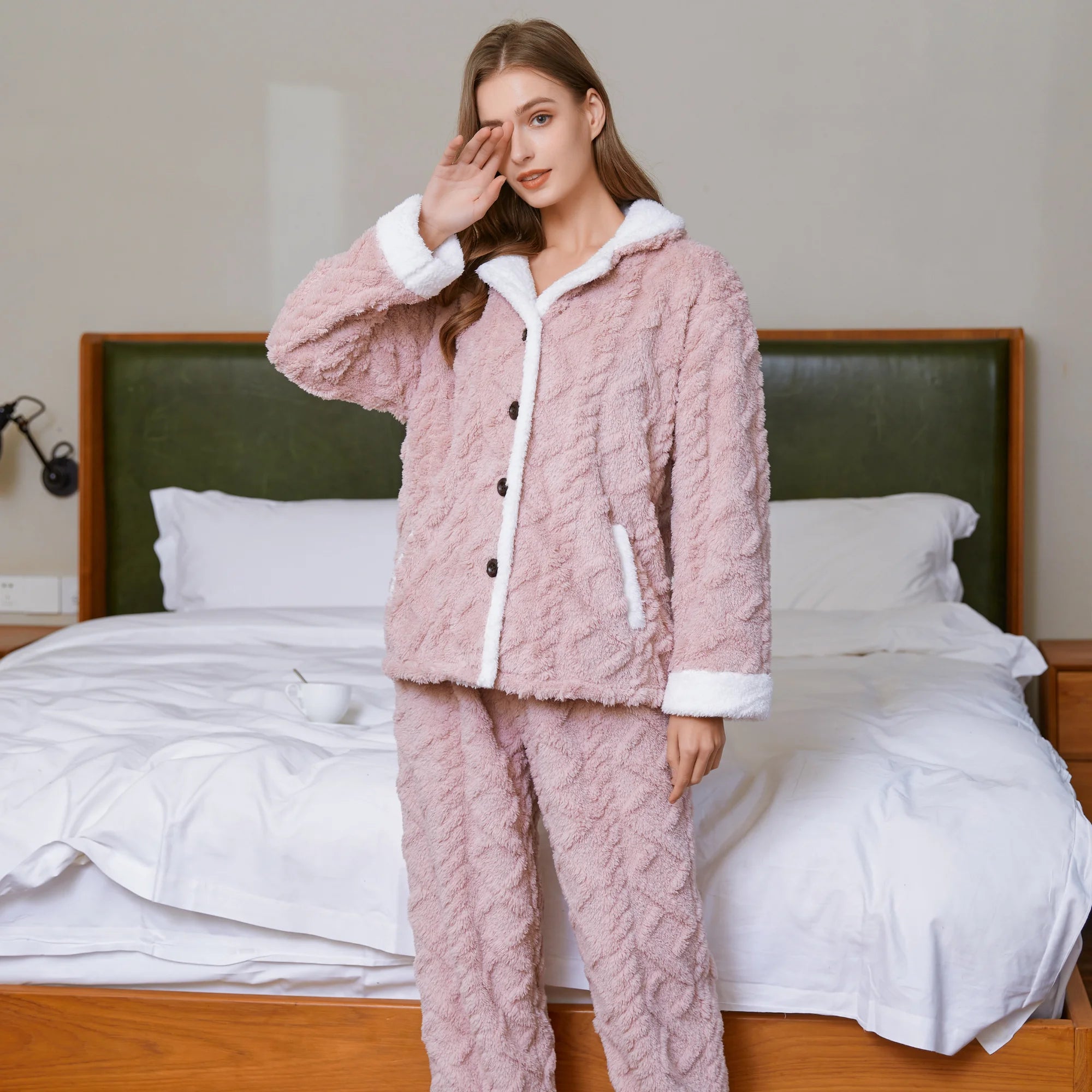 Pyjama Pilou Pilou Femme Rose avec Doublure Polaire