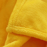 Couverture polaire chauffante jaune hiver intérieur et extérieur Modèle Marion The Oversized Hoodie 