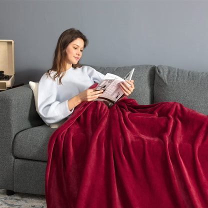 Dessus de lit canapé Margaux rouge en flanelle luxueuse The Oversized Hoodie