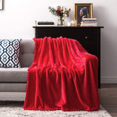 Jeté de canapé lit fauteuil Céline Rouge en velours fin soyeux  The Oversized Hoodie