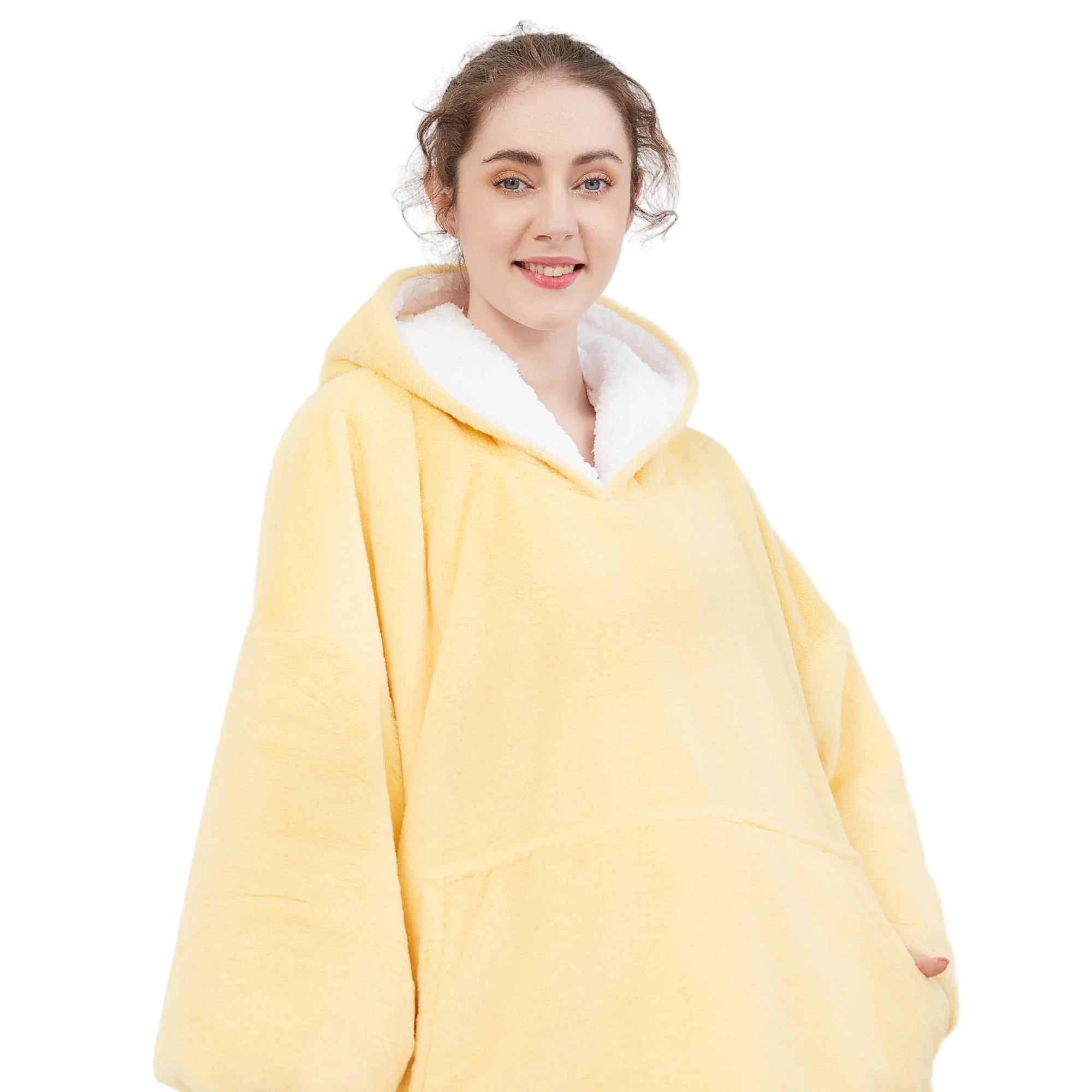 Pull Pilou Pilou Femme Jaune | Sweat à Capuche Géant | The Oversized ...