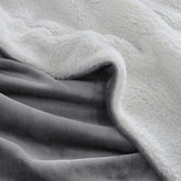 Plaid canapé Blandine Gris Couverture Polaire en Fourrure Sherpa The Oversized Hoodie